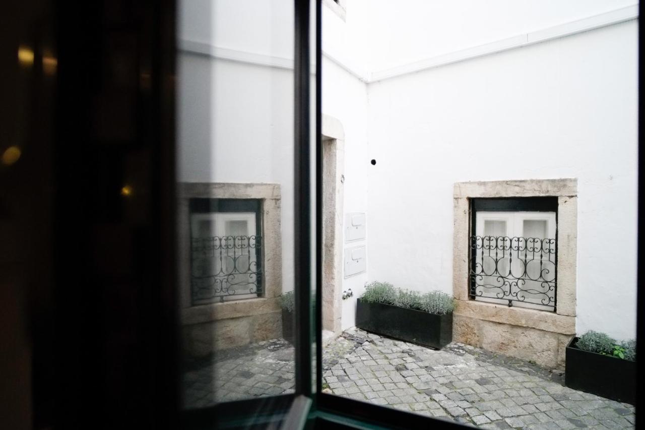 Salvador Apartment Lisbon